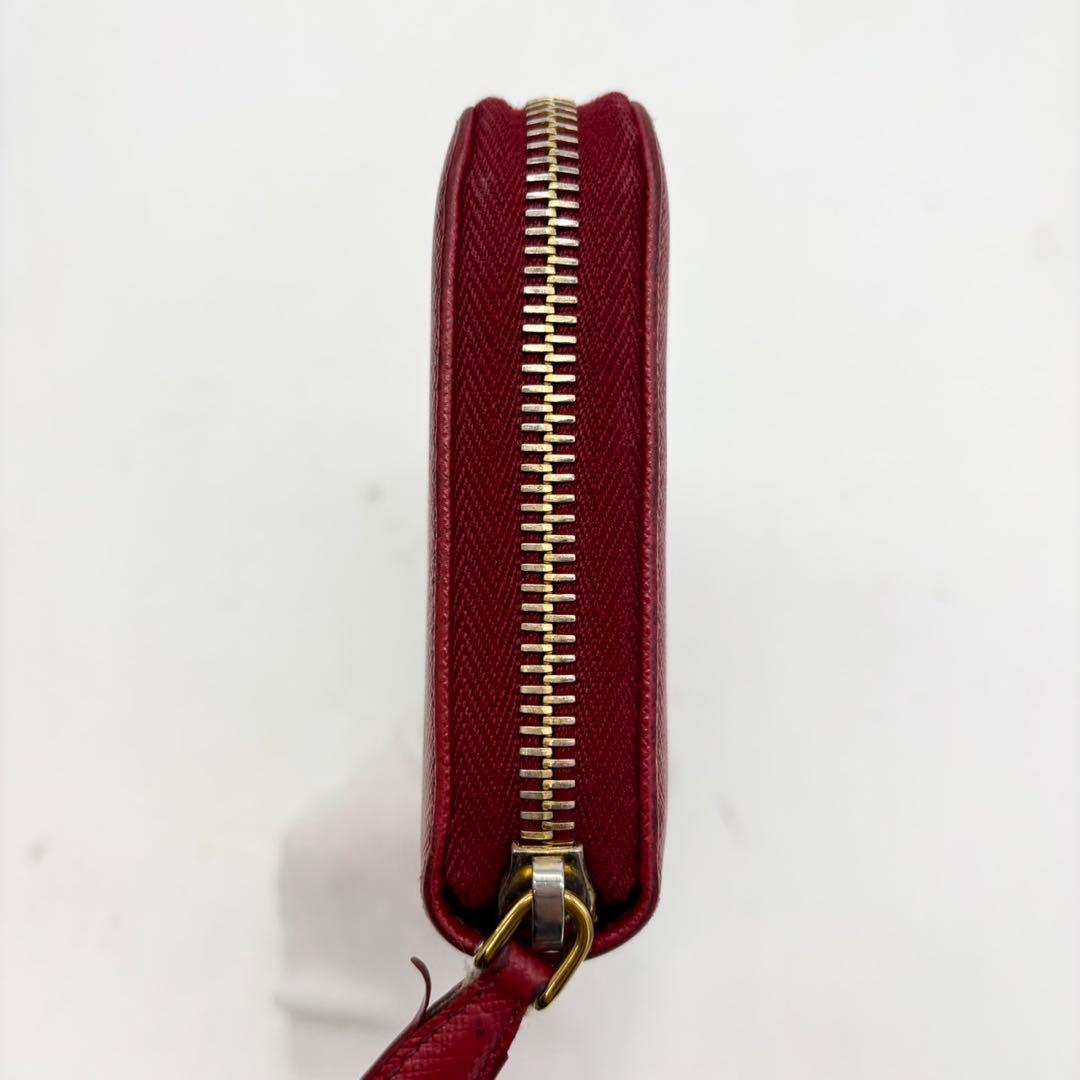 【美品】PRADA サフィアーノ ラウンドファスナー 長財布 レッド