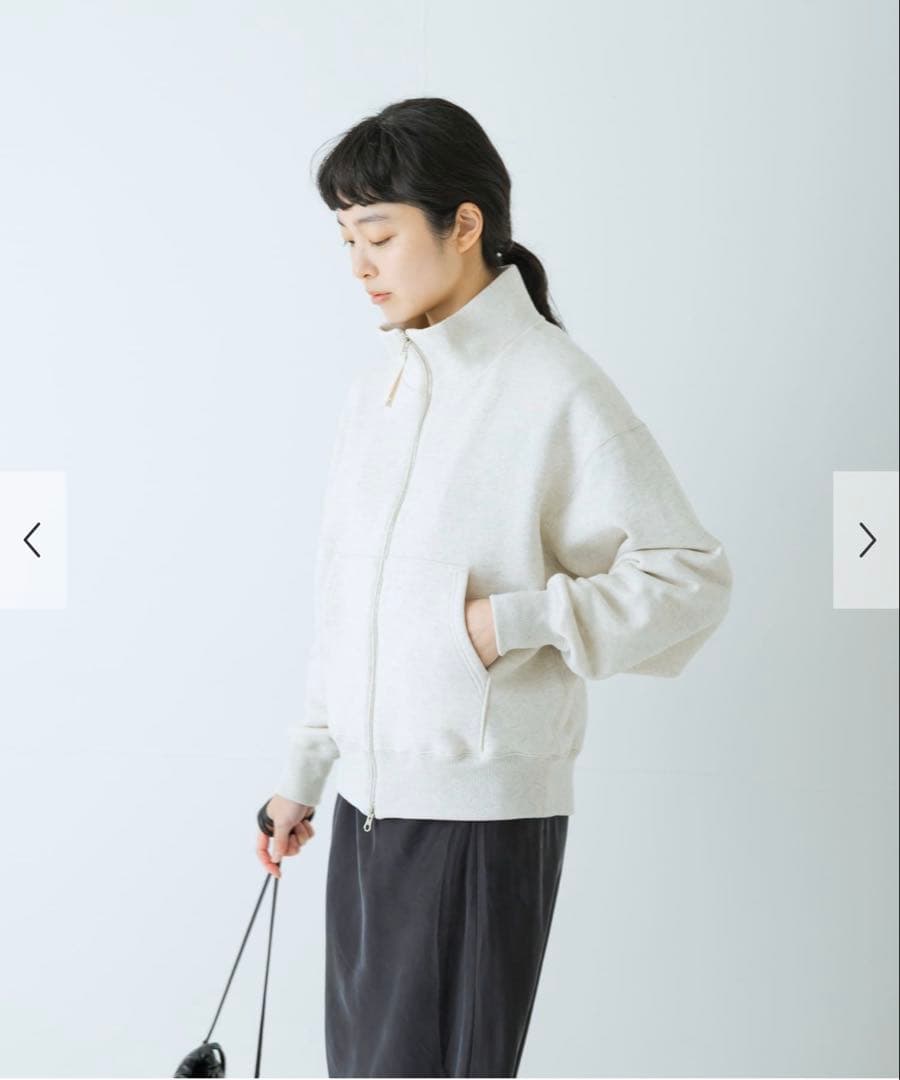 【新品タグ付き】コットンスウェットスタンドジップ　オートミール