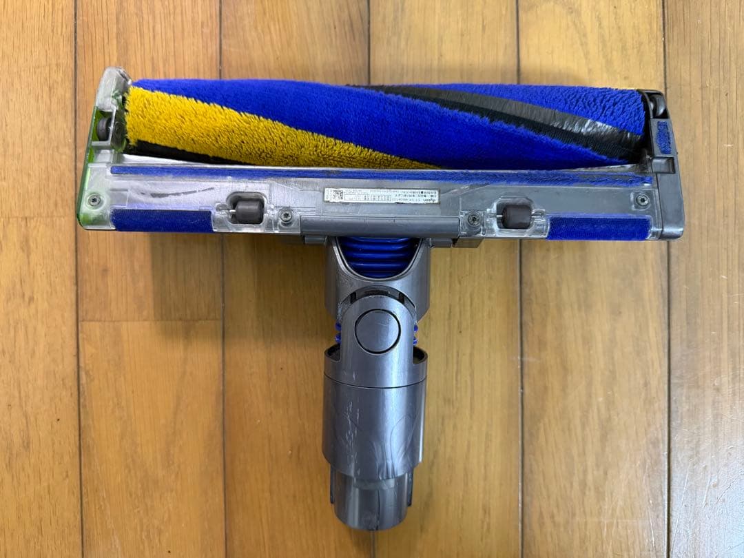 dyson V12 Detect Slim Fluffy 本体　スタンド付