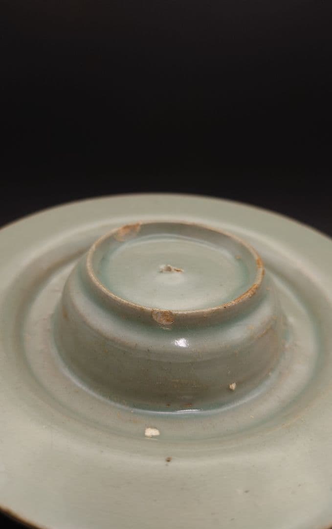 高麗青磁盃台