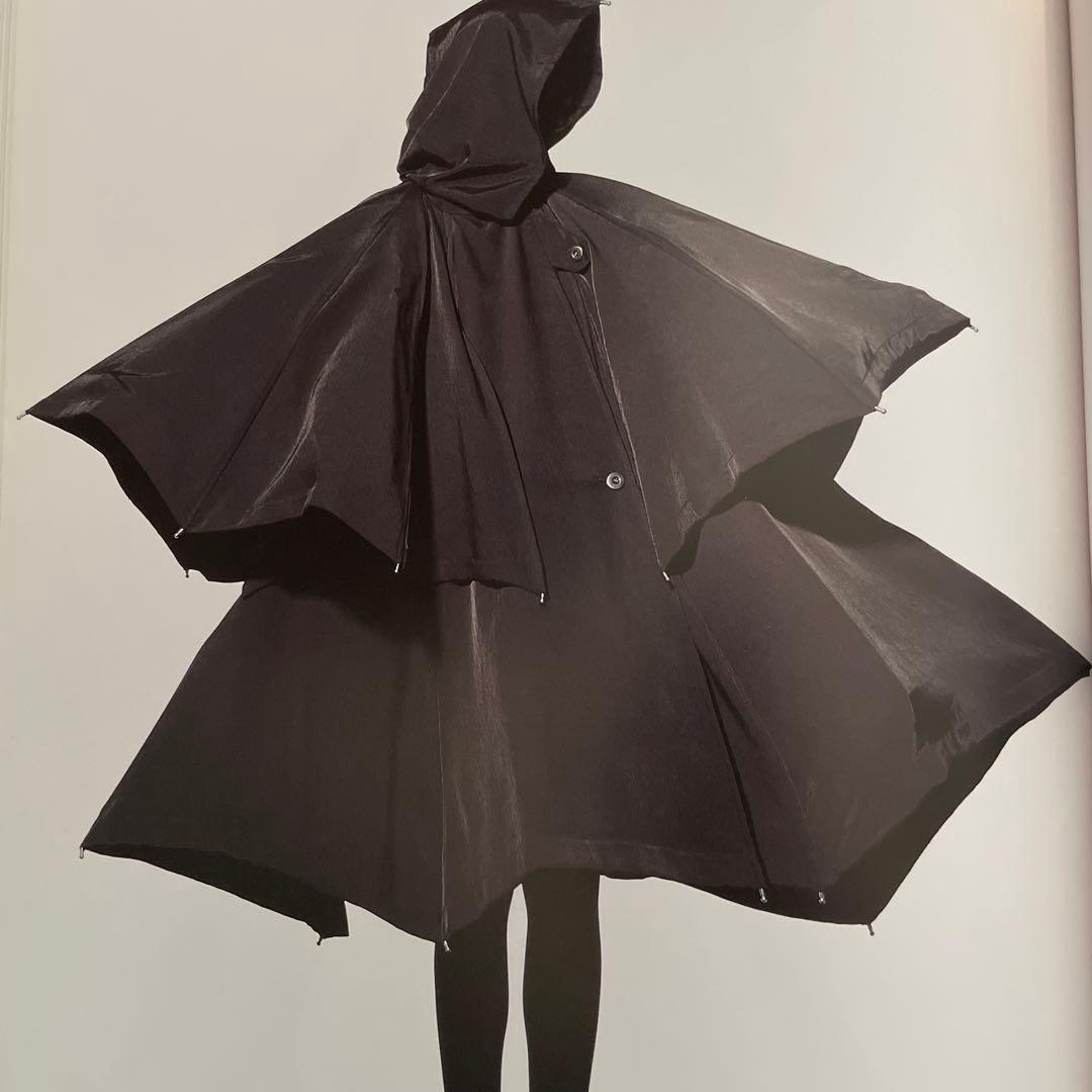ISSEY MIYAKE BY IRVING PENN 世界で3000冊限定レア
