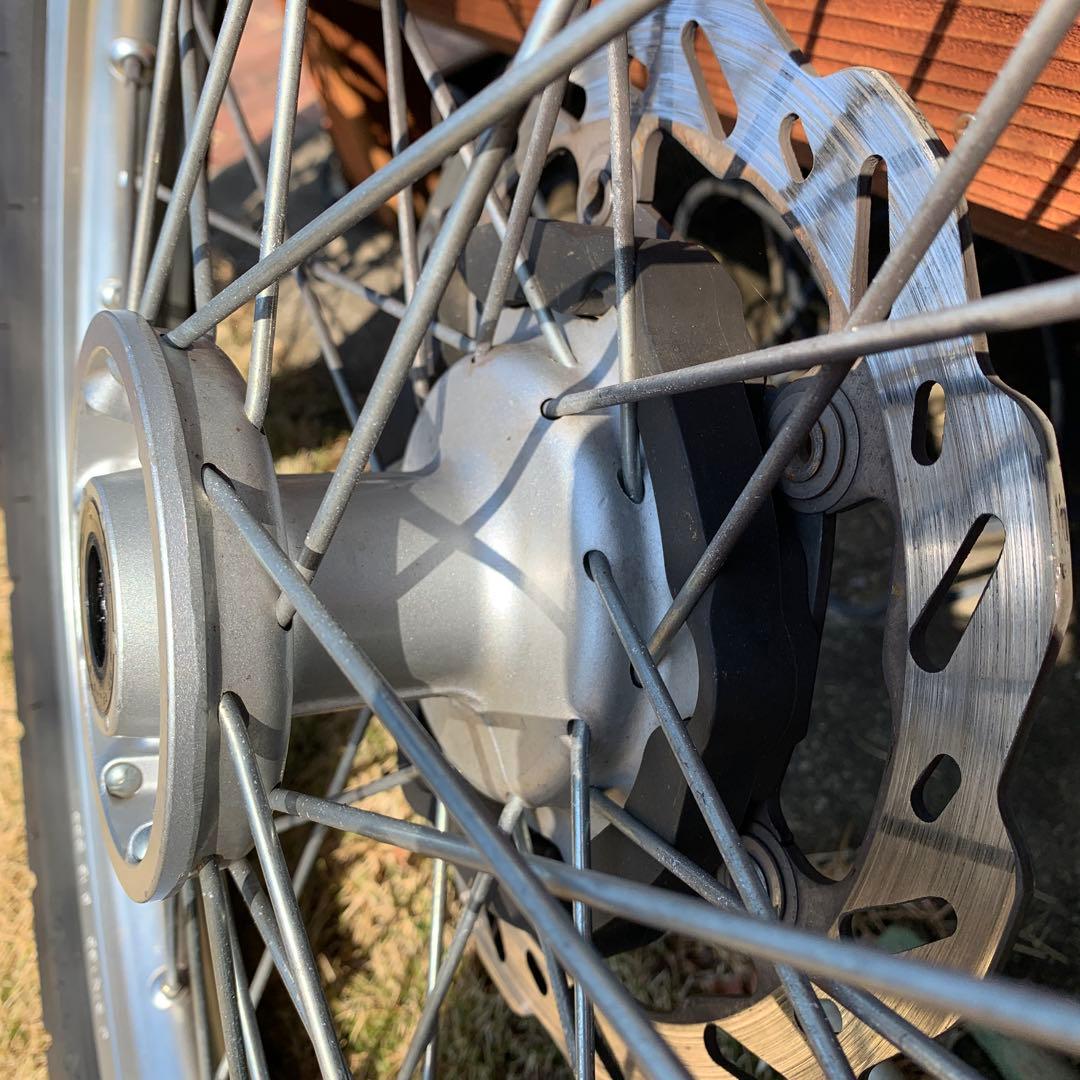 WR250R ホイール