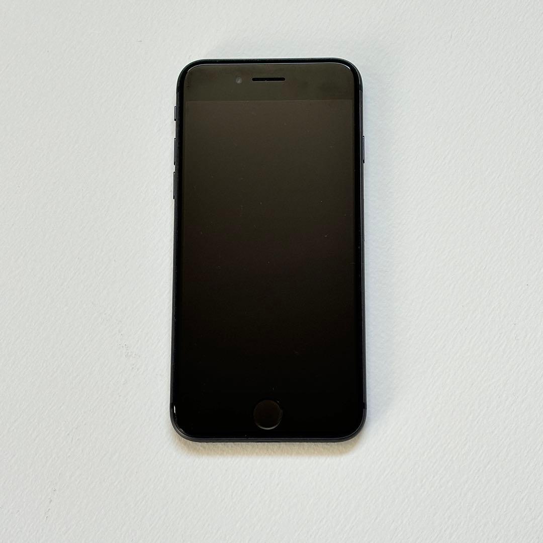iPhone8 本体　スペースグレー　64GB SIMロック解除済み