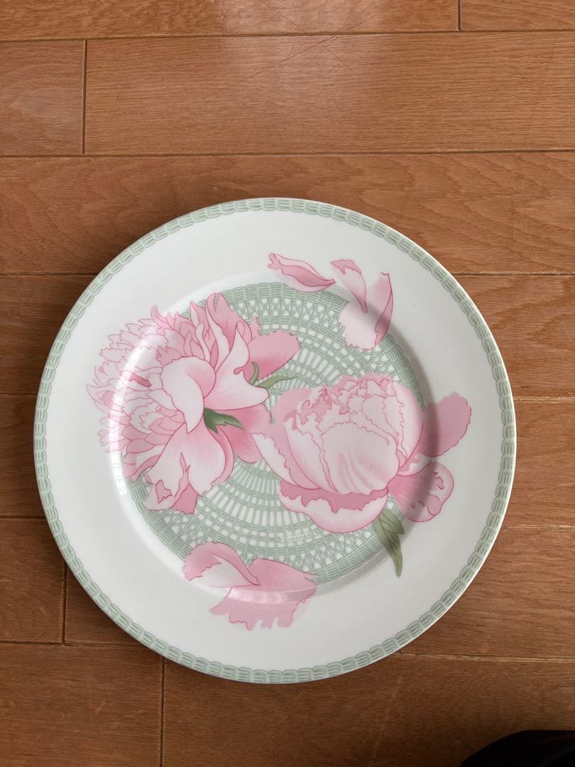 HERMES Les Pivoines 花柄皿