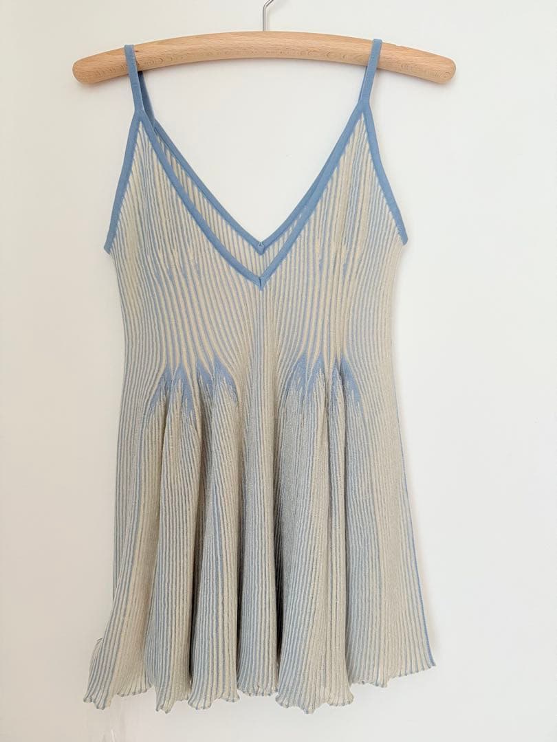 CFCL HYPHA LUCENT CAMISOLE タグ付き未使用