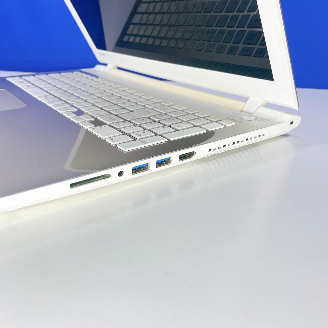 贅沢仕様Corei7✨12GB＋SSD500GBで爆速✨Win11薄型ノートPC