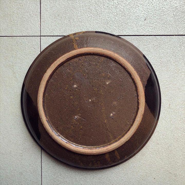 【食器】黒地にお花の大皿 陶器 プレート 和
