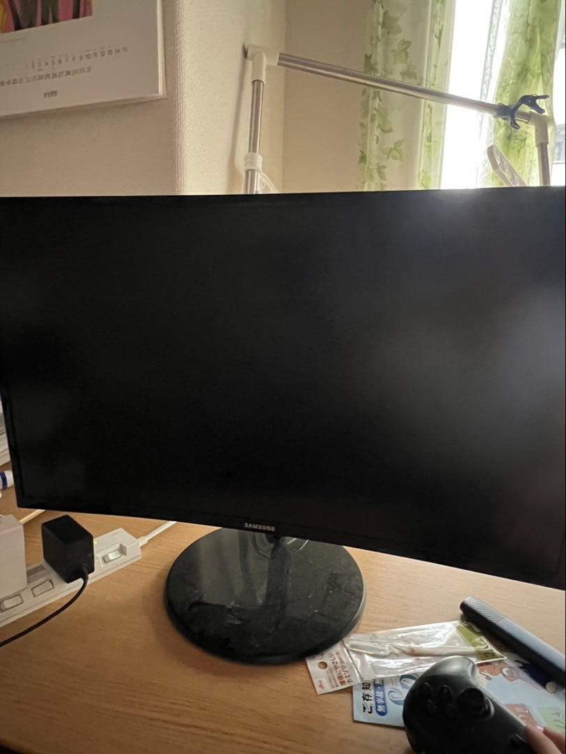 Samsung 27\" カーブドモニター フルHD VA ブラック