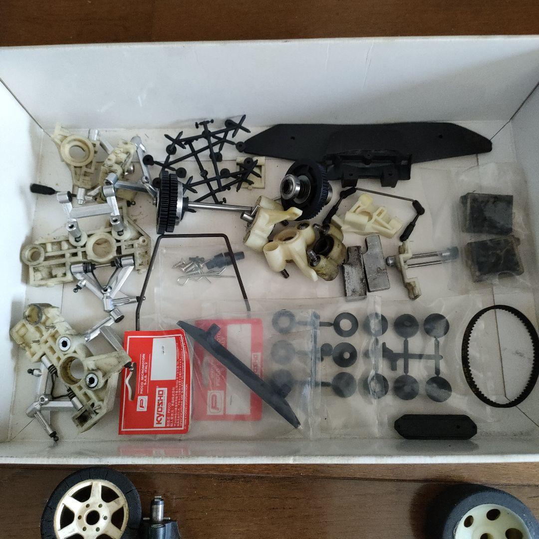 京商 RS 600 4WD ラジコンカー