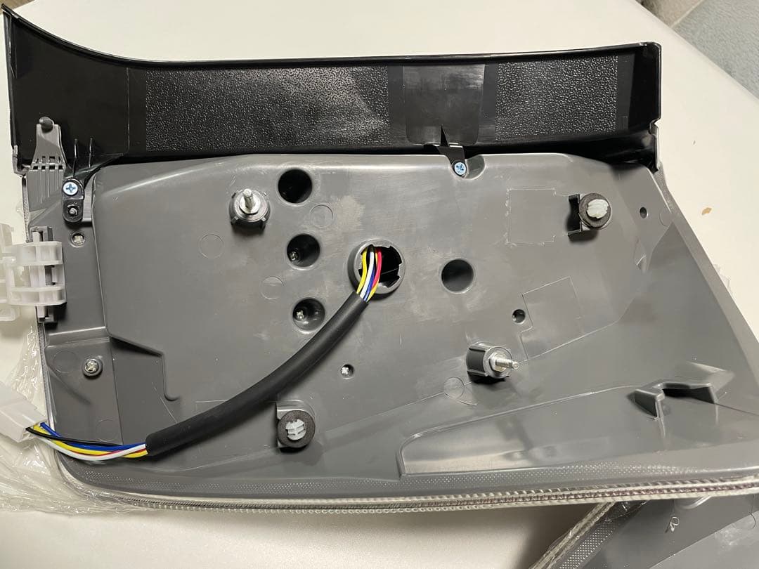 新品＊HELIOS ZVW30系プリウスLEDビーム テールランプ 左右セット