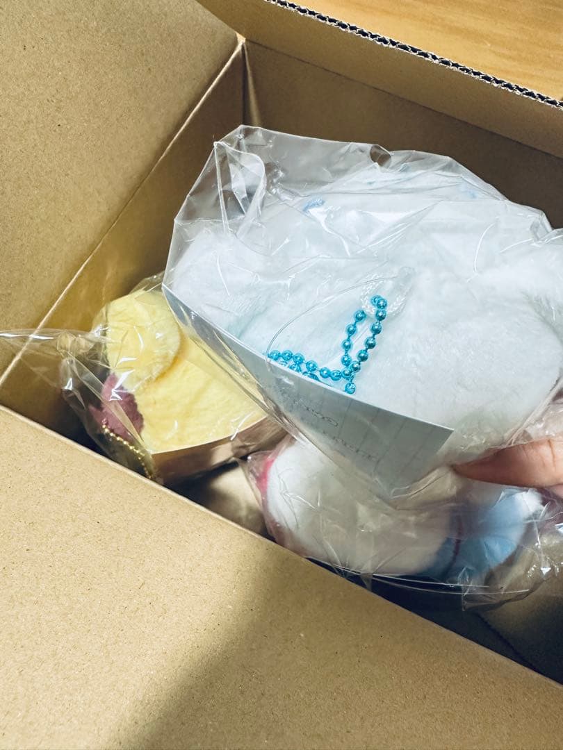 ちいかわ　サンリオ マスコットホルダー