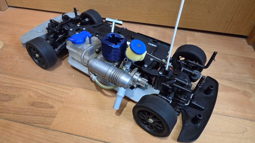 タミヤ TG10 エンジンカー 中古 エンジン 始動 メカ調整済み