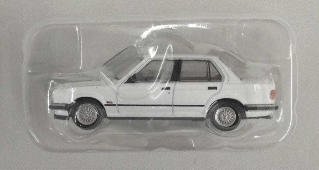 トミカリミテッドヴィンテージネオ　BMW 325i LV-N93a