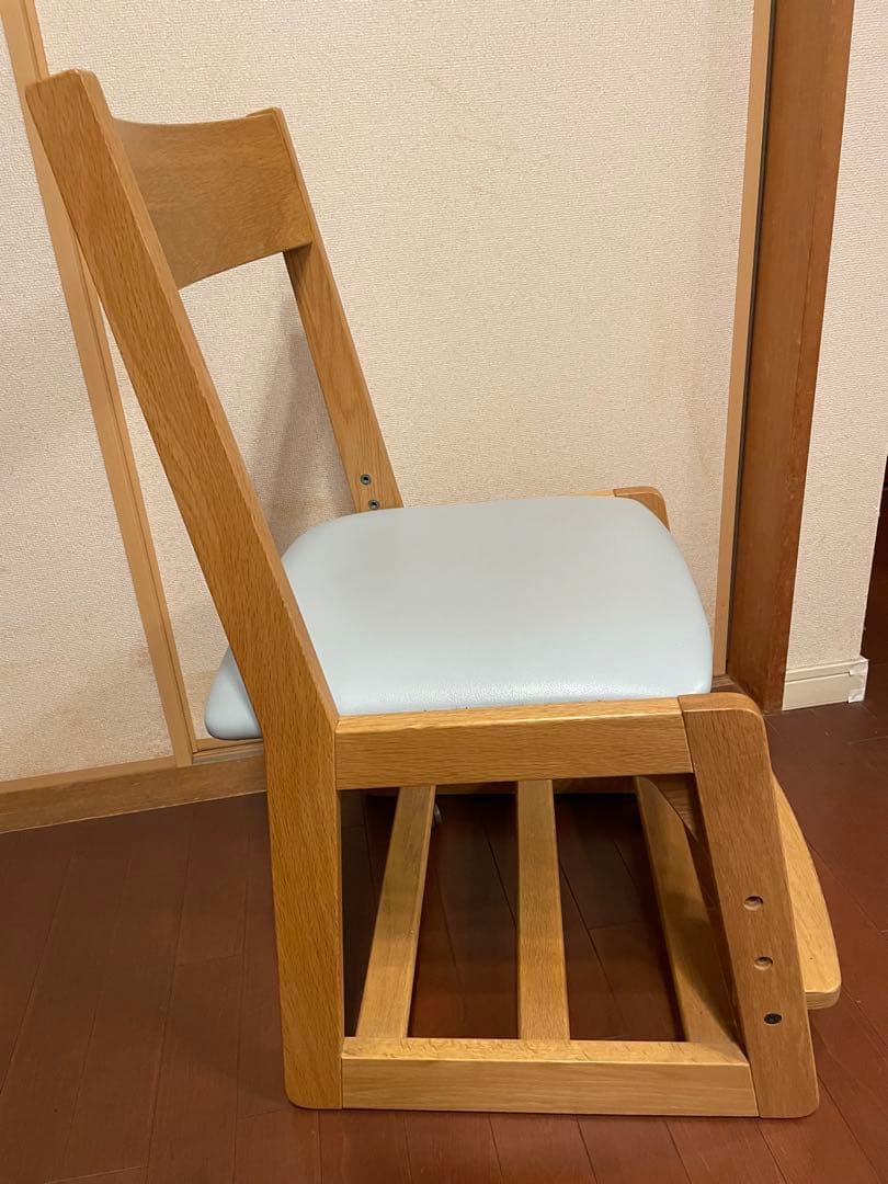 浜本工芸の椅子