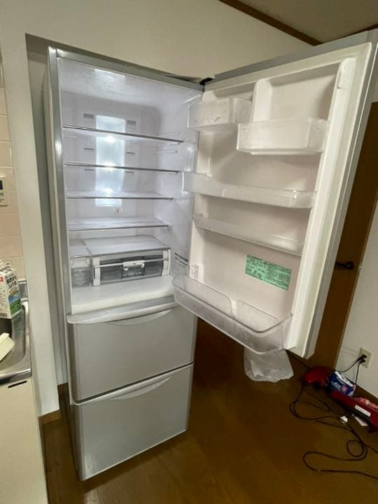 日立