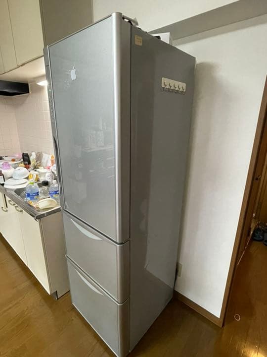 日立