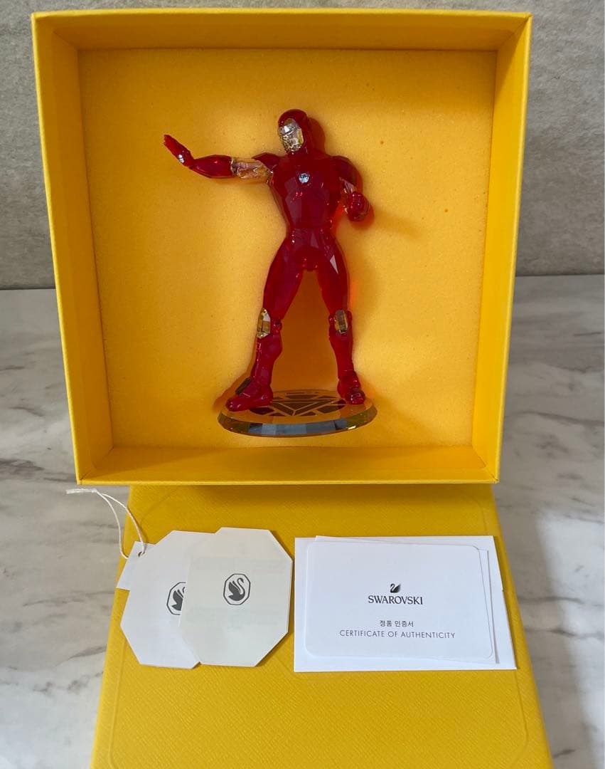 未使用品　SWAROVSKIスワロフスキー　マーベル　アイアンマン