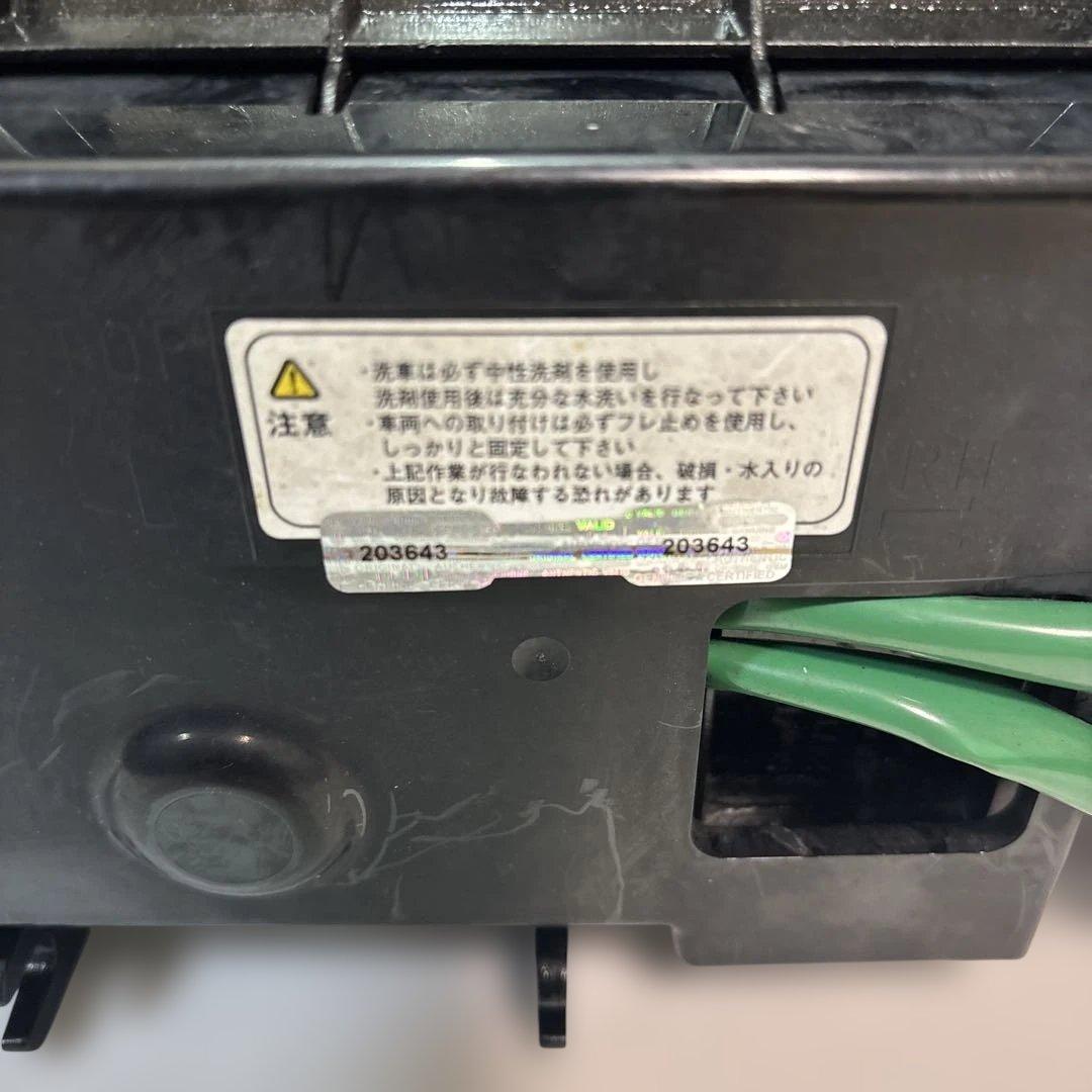 NO.36 小糸 トラック用4t 10t ノーマルタイプ（運転席側）右R