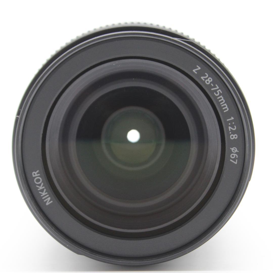 NIKKOR Z 28-75mm f/2.8 ズームレンズ