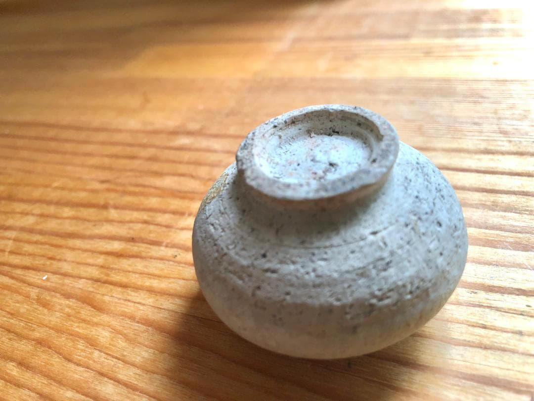 【タイ・骨董】宋胡録（スンコロク）白釉 小壺（1301年~1600年）