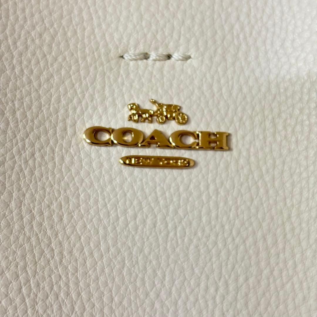 ❇️極美品❇️COACH モリー バケット 2way ホワイト ゴールドチャーム付
