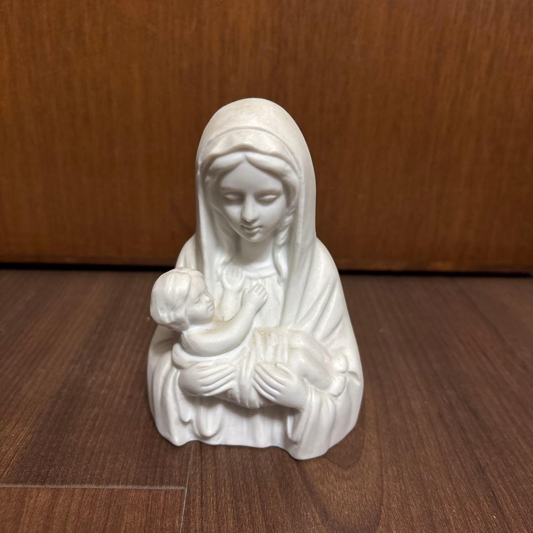 聖母マリア　イエス様　飼い葉桶　陶器置物セット