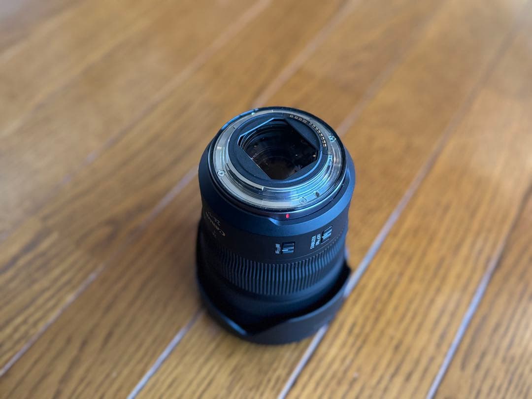 Canon EOS R5 ミラーレスカメラ 本体