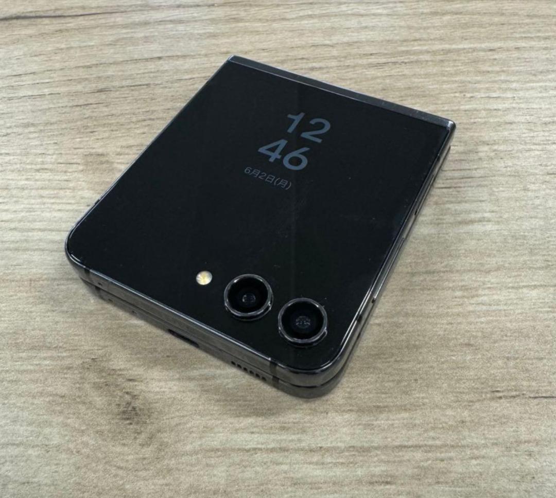 ジャンク品 Samsung Galaxy Z Flip 5 SIMフリー版