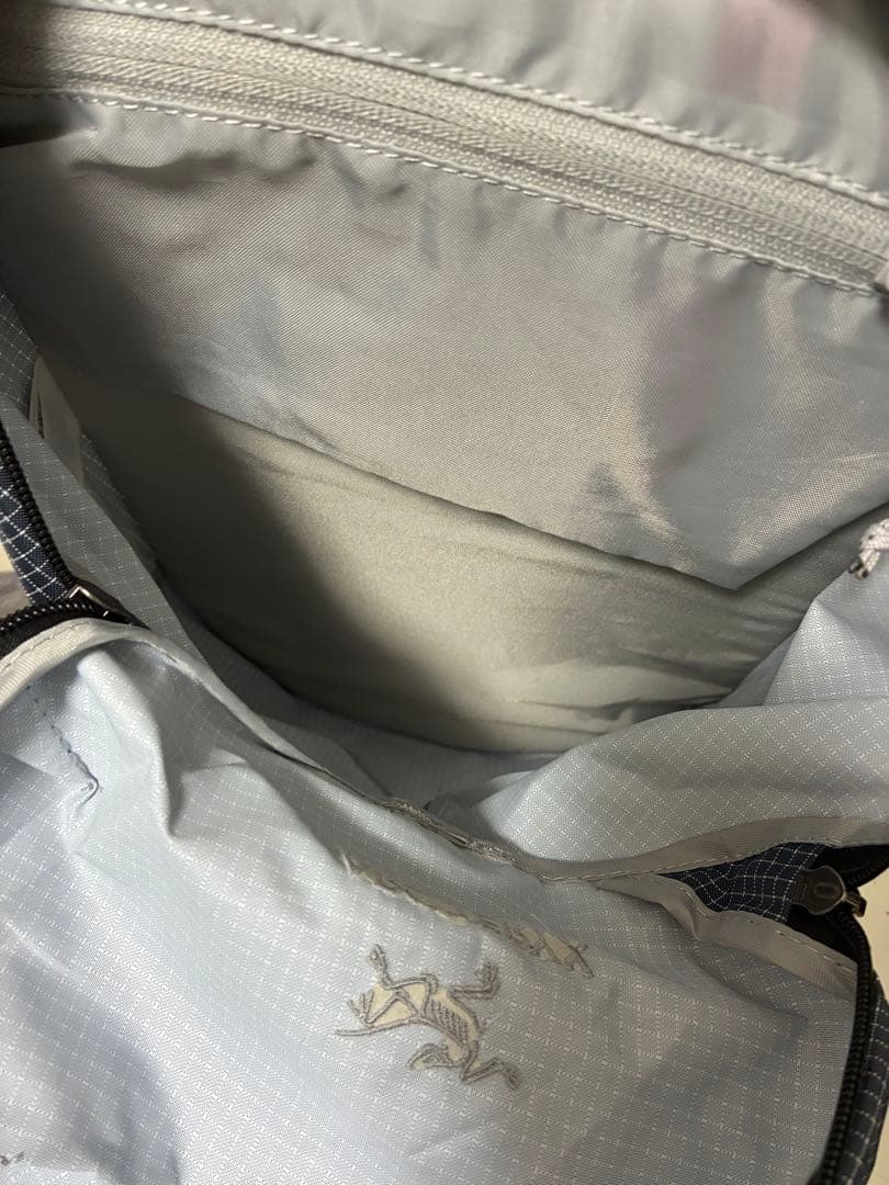ARC'TERYX KONSEAL 15 バックパック グレー　未使用