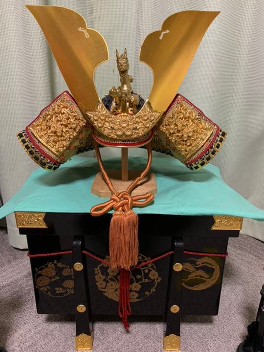 兜飾りセット　収納箱付き