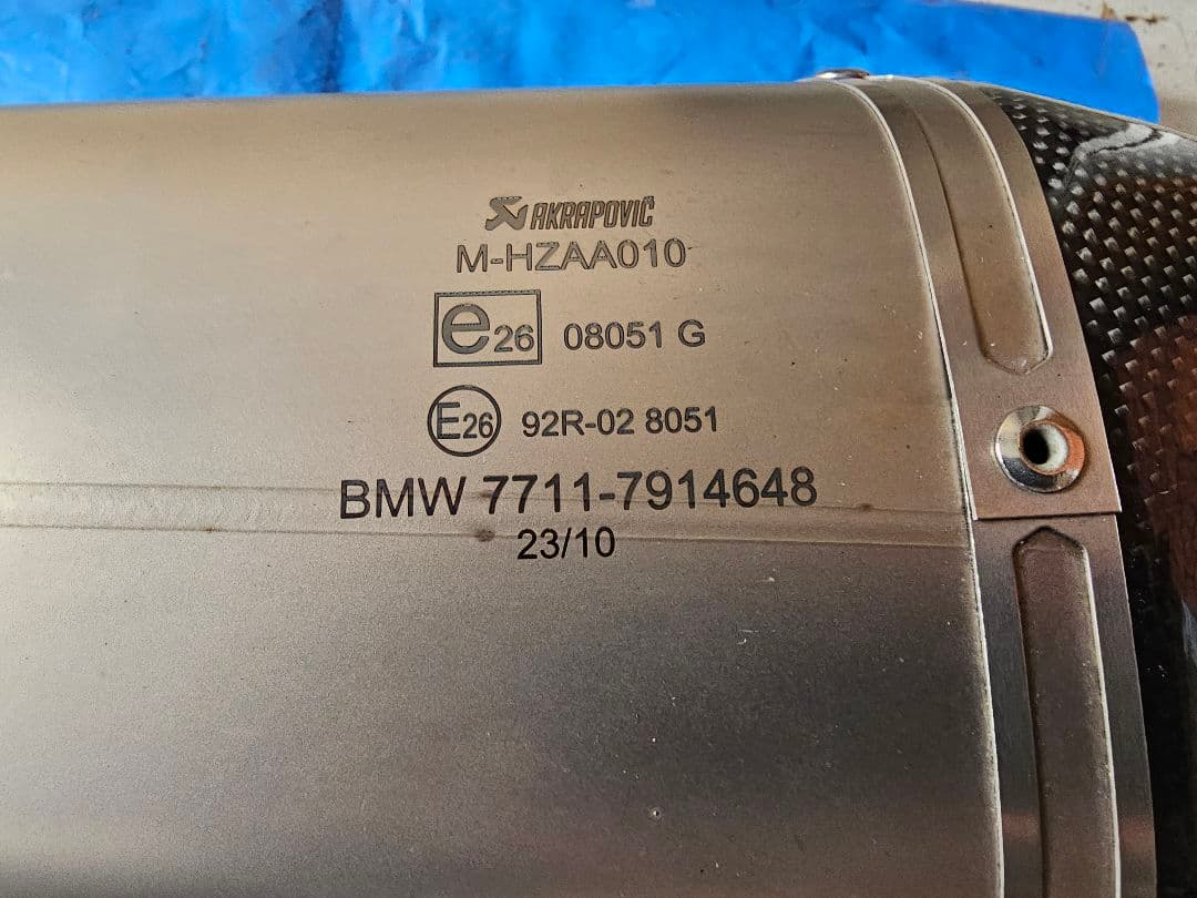 K1600GTL　BMW純正アクラポビッチマフラー