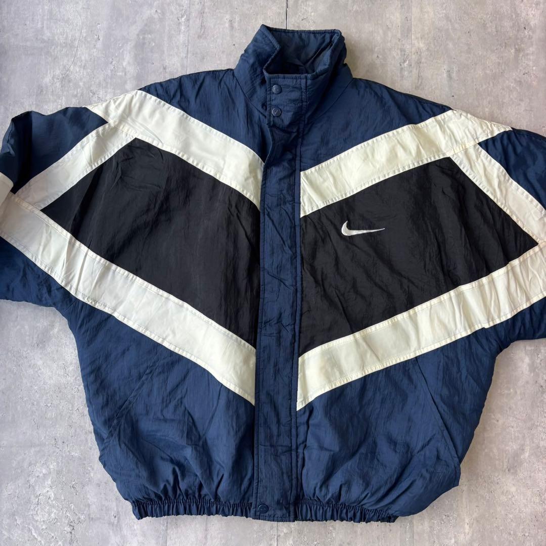 90's NIKE ナイキ　ナイロンジャケット　Lサイズ