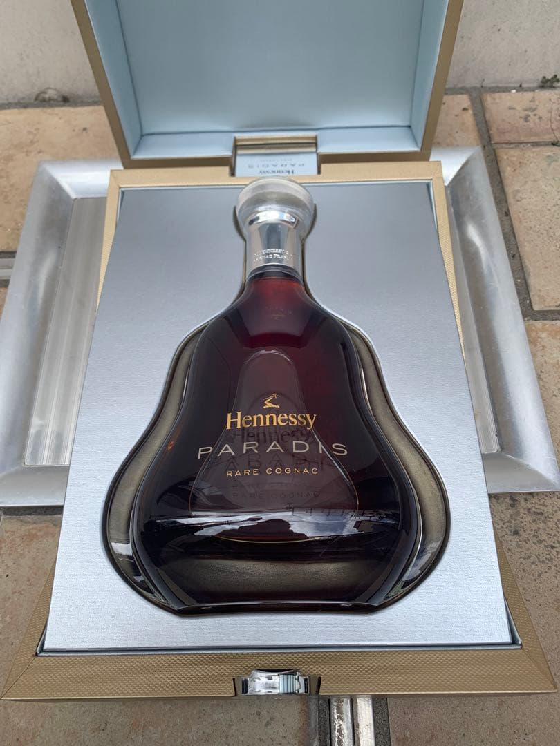 箱付・正規品 ヘネシー パラディ Paradis 700ml 未開封