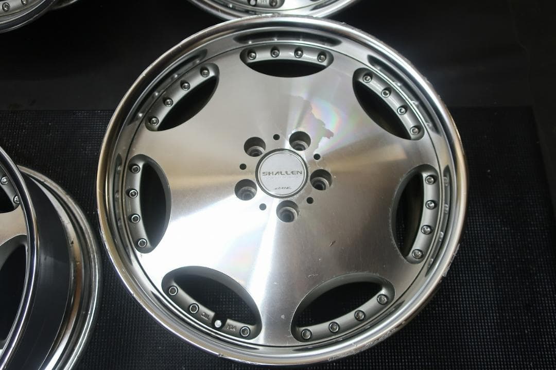 H様送料込　AME シャレン 19×8J +43 PCD114.3 5穴 4本
