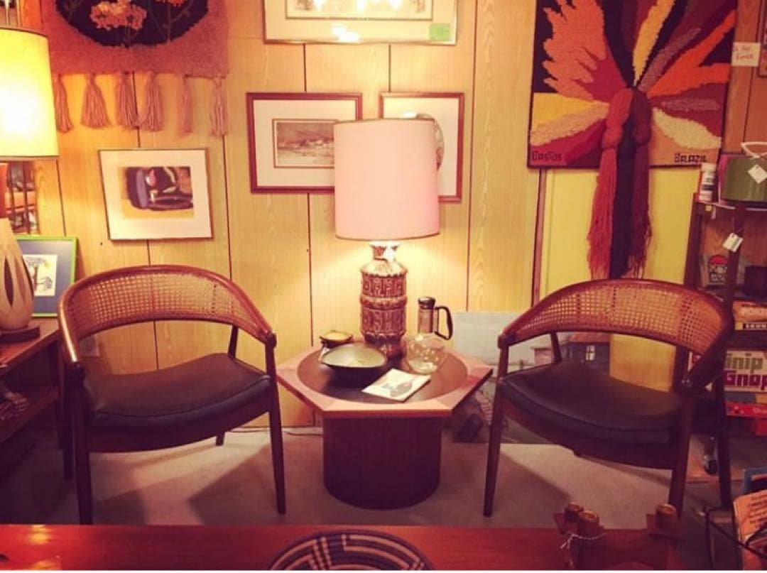 ダイニングチェア Mid Century Modern chairs by James Mont