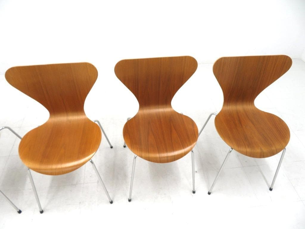展示品　フリッツハンセン　セブンチェア　ウォールナット　ダイニングチェア　モダン