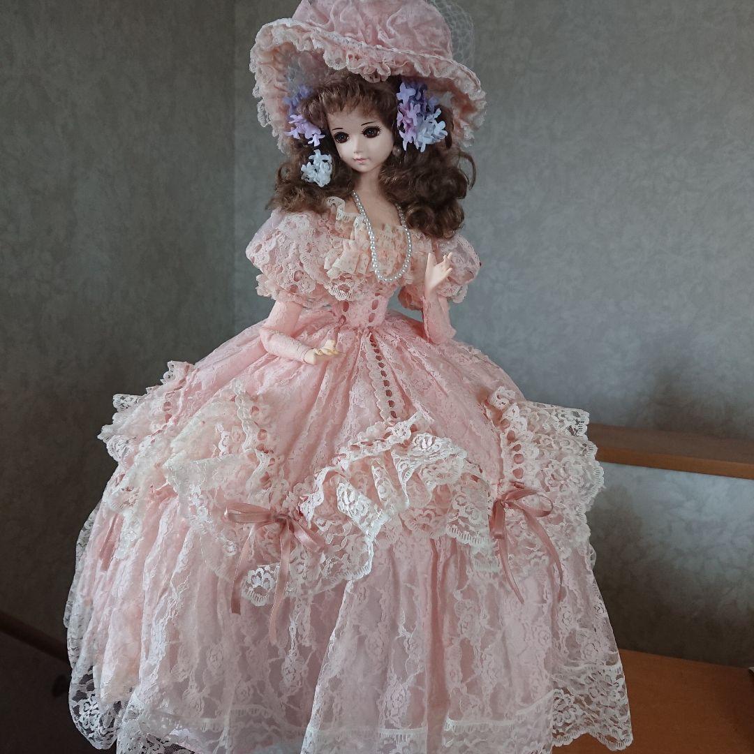 ドレス人形