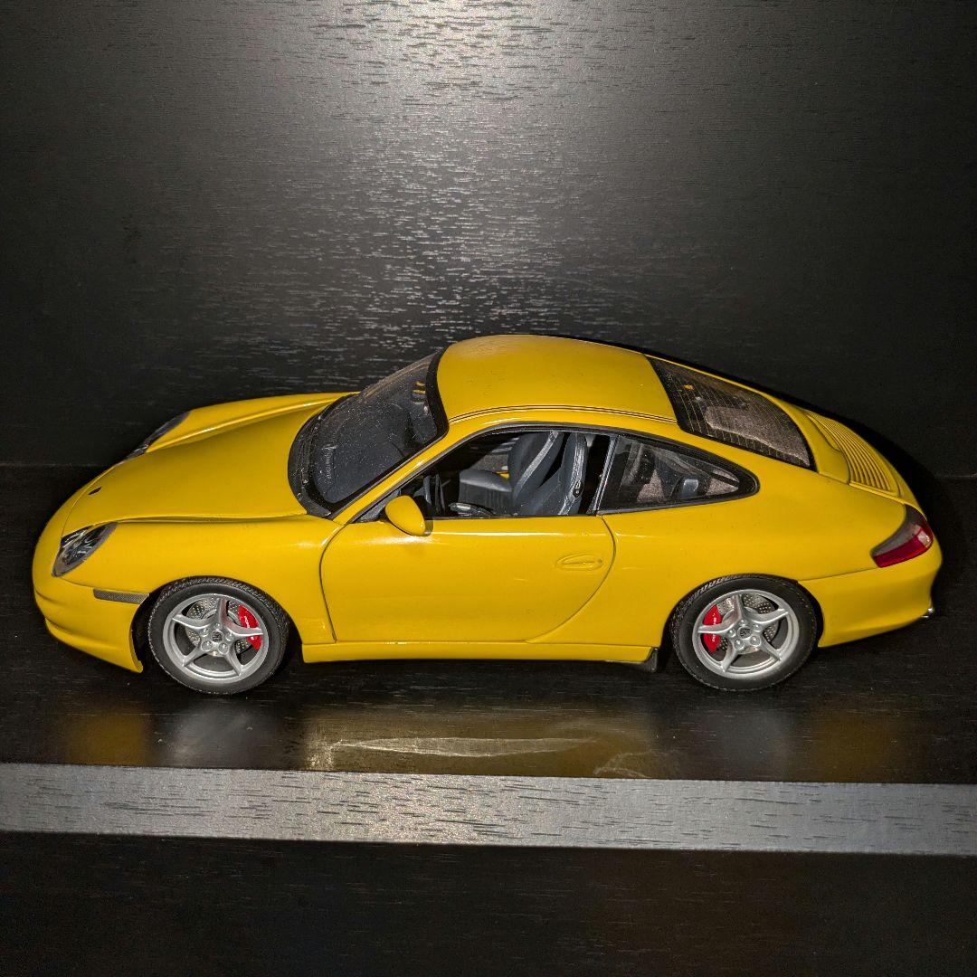 AUTOart　ポルシェ　911 996 1/18 ジャンク　後期