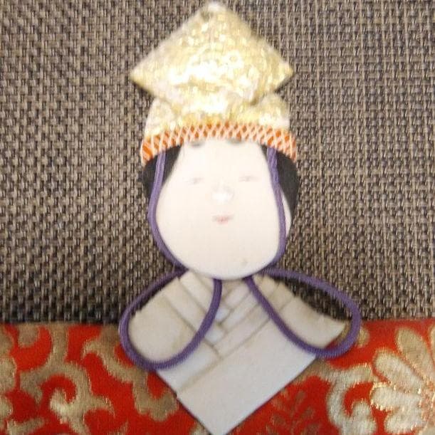日本製「 押し絵 」の「 立ち雛 ( 立ち姿の『お内裏様とお雛様』) 」
