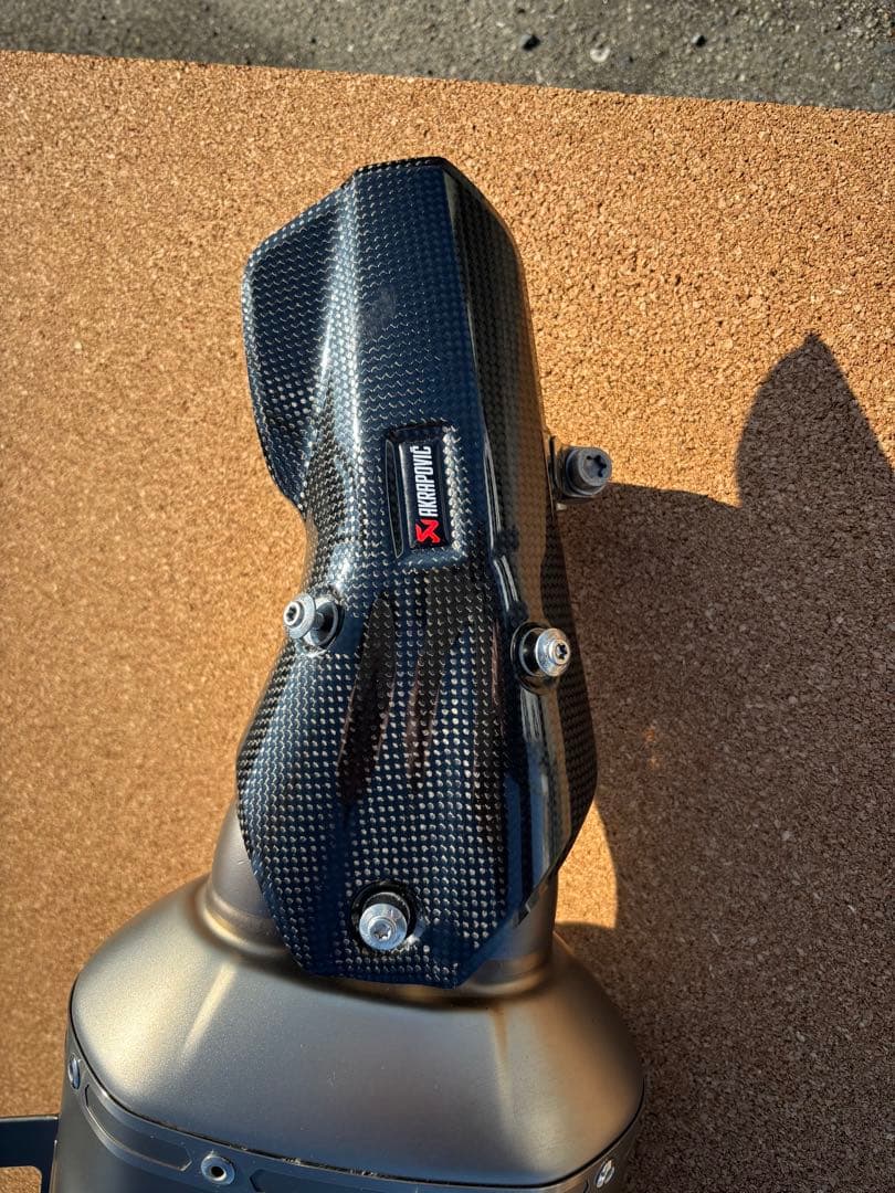 美品BMW R1250GS AKRAPOVIC スリップオンマフラー