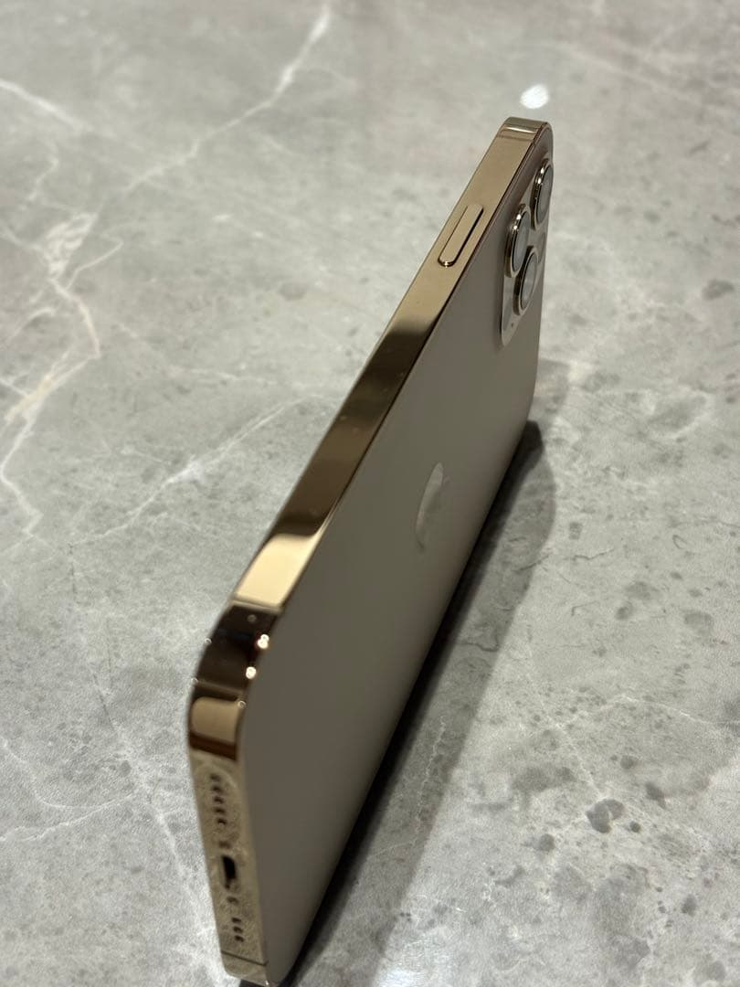 Apple iPhone 12 Pro ゴールド 本体