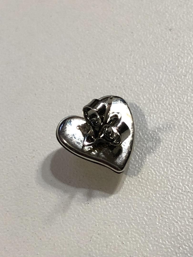 021092 vivienne westwood ハート オーブ ピアス 片耳