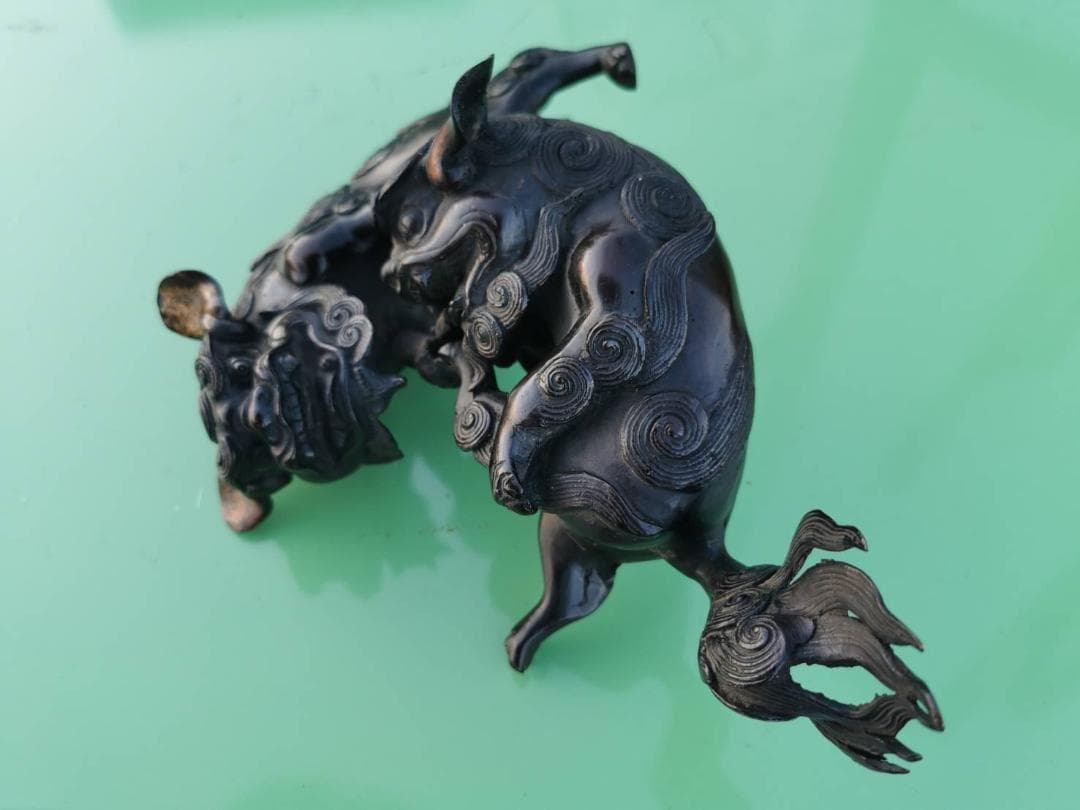 鋳物の置物（鷲　他）