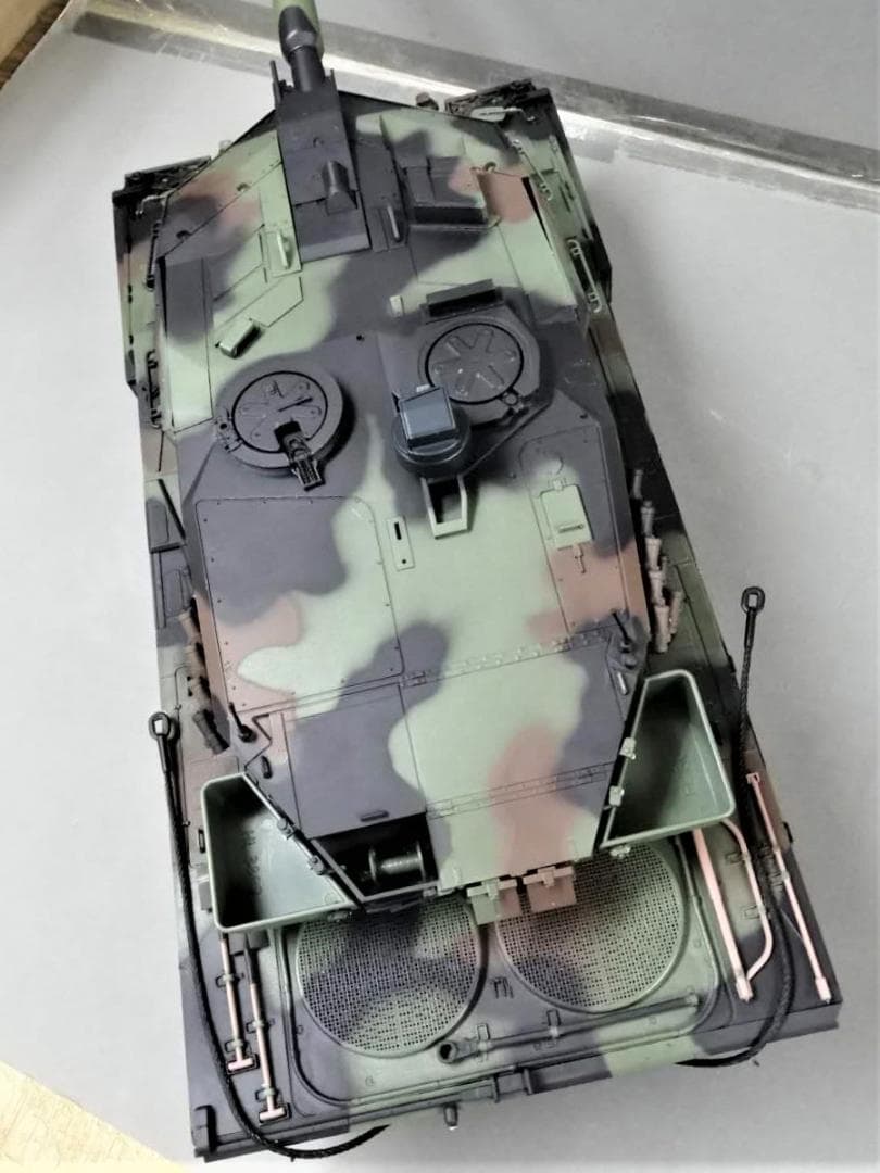 1/16サイズ戦車ラジコン　ドイツレオパルド　ヘンロン3889-1基板7.0新型