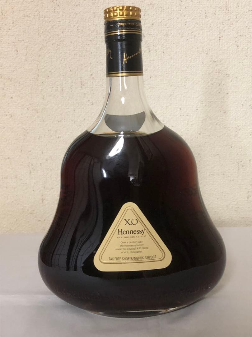 希少品　ヘネシーＸＯ　1000m l 金キャップ箱付　未開封保管品