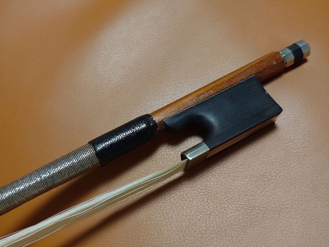Suzuki 鈴木 バイオリン No.300 4/4 + T.Sugito 弓