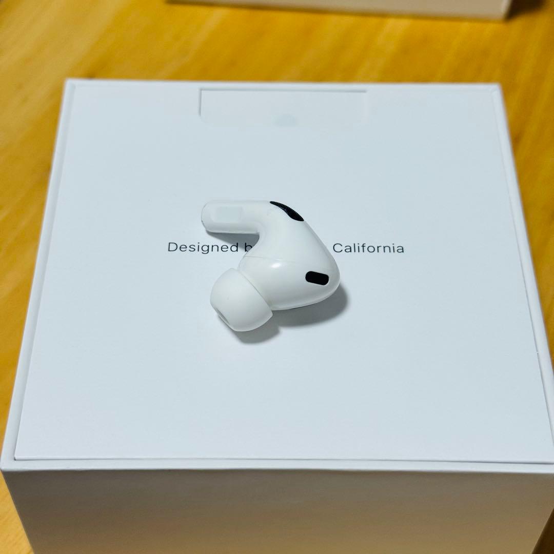 AirPodsPro 第二世代 USB-C イヤホン　片側　右側　右耳　98