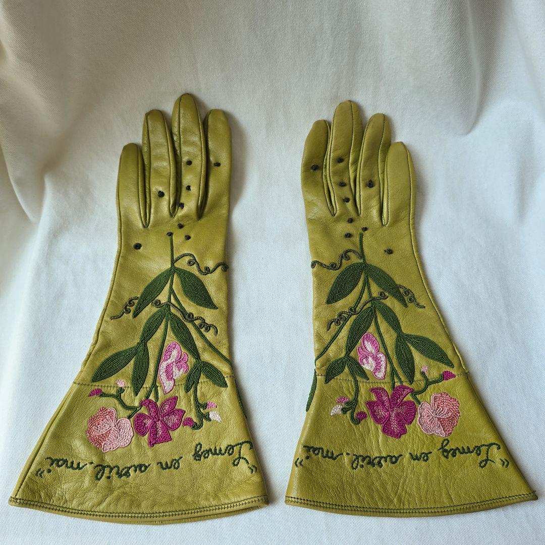 ISABEL CANOVAS フランスヴィンテージ　刺繍レザー手袋&ベルトセット