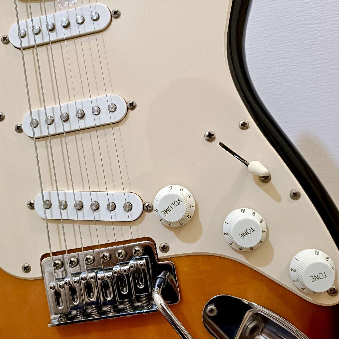 【メンテ済】Squier エレキギター ストラトキャスター サンバースト