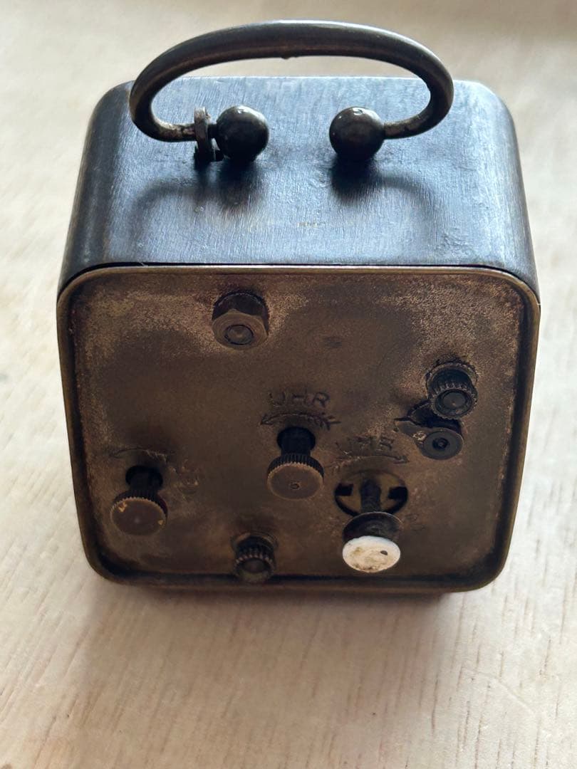 ヴィンテージ角型時計 金色文字盤ブロンズ ジャンク品